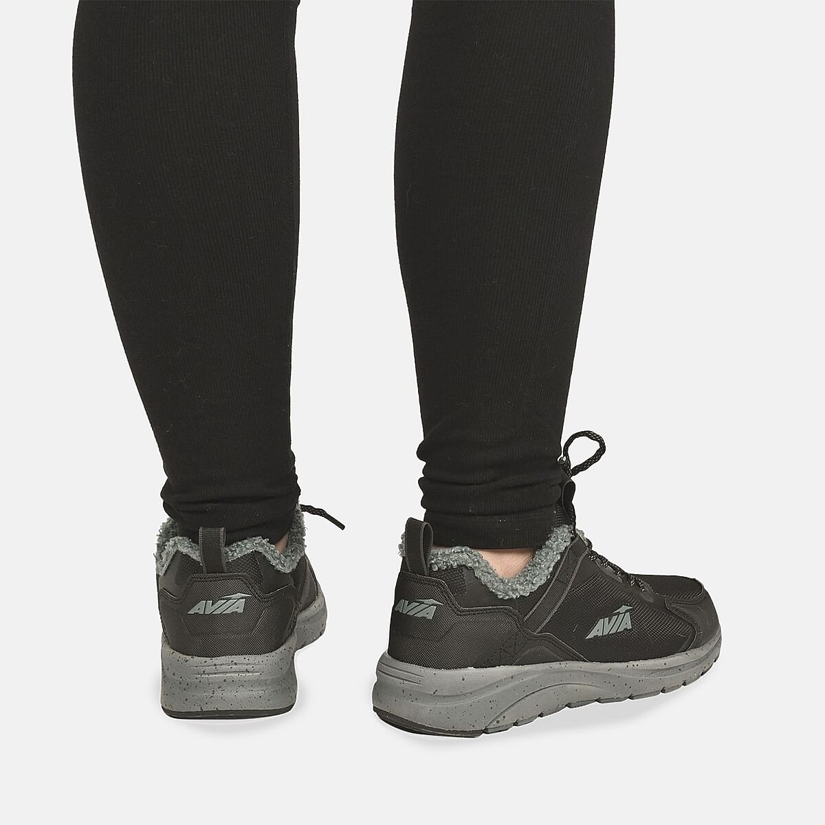 Avia Black and Gray Canyon 2.0 Women's Tennis Shoe (Size 10.00) image number 1