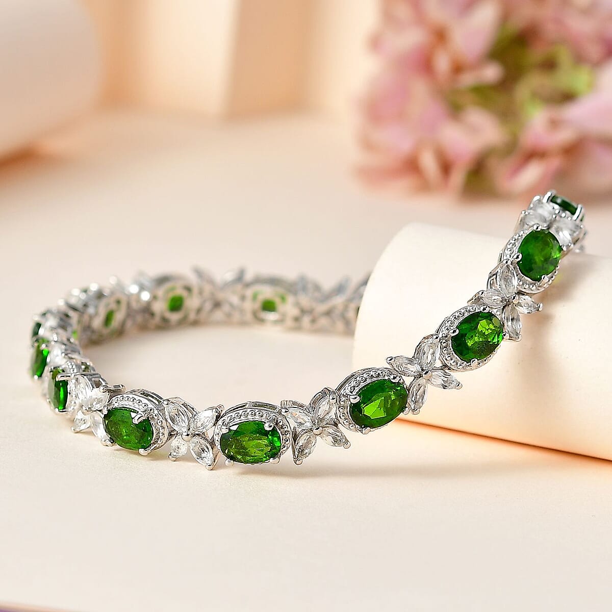 Chrome Diopside and White Topaz Bracelet in Platinum Over Sterling Silver (7.25 In) 15.75 ctw image number 1