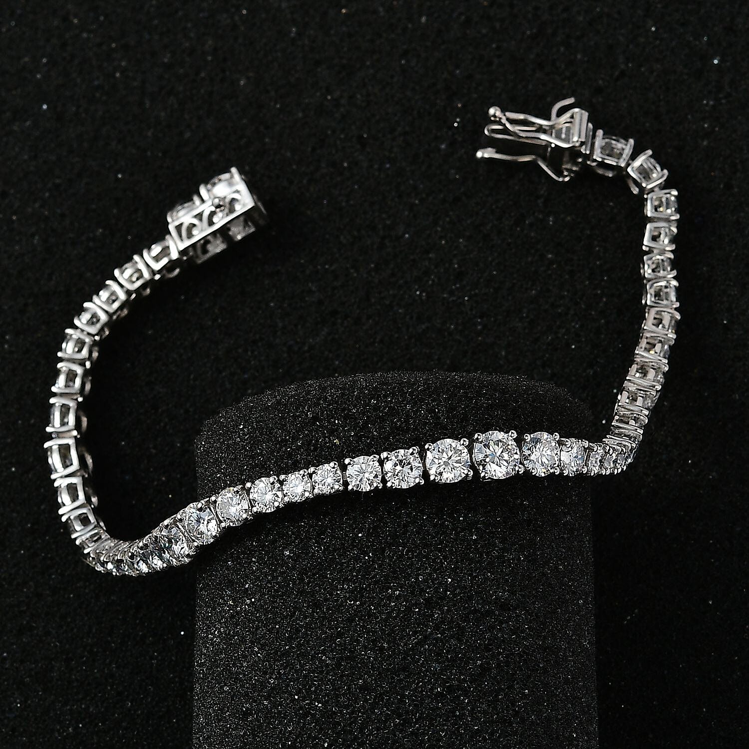D'Joy Moissanite Bracelet in Platinum Over Sterling Silver (7.25 In) 9.80 ctw