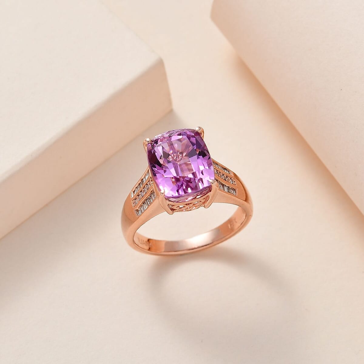 Iliana AAA Patroke Kunzite and SI Natural Pink and White Diamond 7.25 ctw Ring in 18K Rose Gold (Size 8.0) image number 1