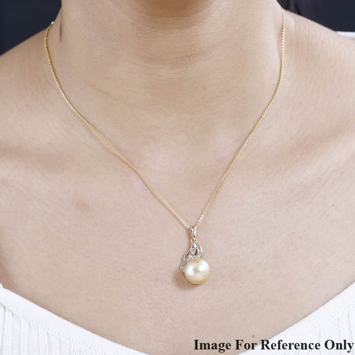 Luxoro 14K Yellow Gold South Sea Golden Pearl 12-13mm and I2 Diamond Pendant 0.14 ctw image number 2