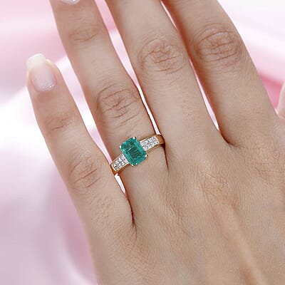 Luxoro 14K Yellow Gold AAAA Kagem Zambian Emerald and G-H SI Diamond Ring (Size 6.0) 1.85 ctw