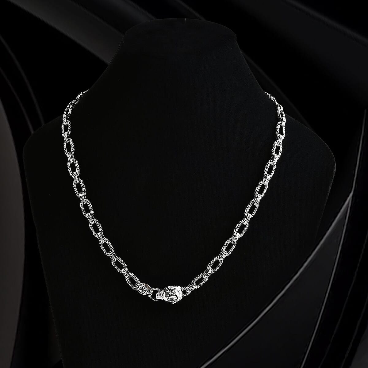 Bali Legacy Lion with Wave Texture Necklace in Sterling Silver 56.90 Grams 20 Inches image number 1