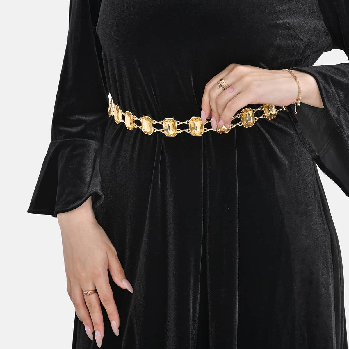 Women Concho Chain-Link Belt in Goldtone (39") image number 1