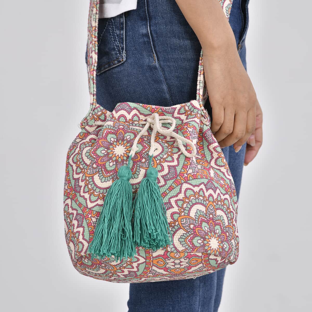 Multi Color Flower Pattern Crossbody Bag with Teal Tassel and Shoulder Strap image number 2