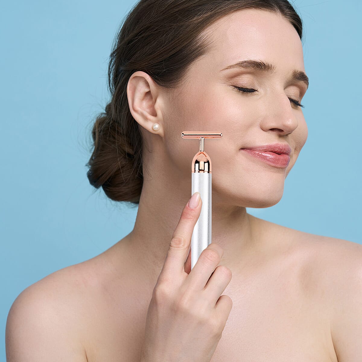 4-in-1 Face Massager Rollers with Four Interchangeable Massage Heads - Silver White, 1xAA Battery Not Including image number 2