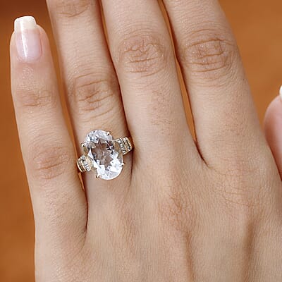 Luxoro 10K Yellow Gold Premium Mexican Hyalite Opal and G-H I2 Diamond Ring (Size 10.0) with Free UV Flash Light 4.50 ctw