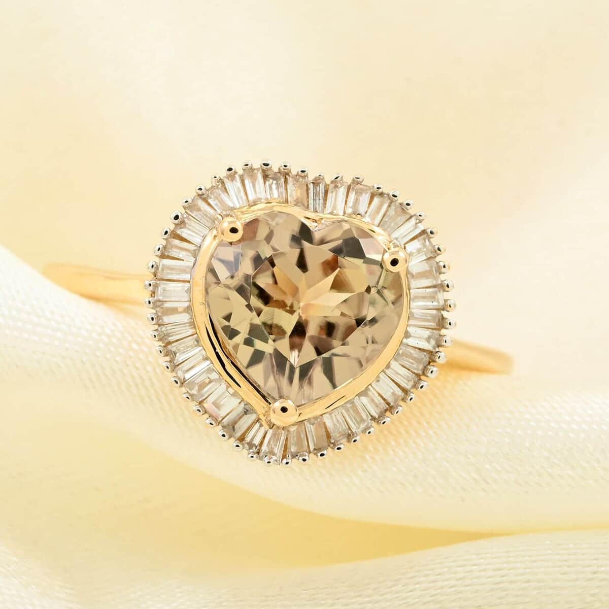 Luxoro 10K Yellow Gold AAA Turkizite and G-H I1 Diamond Heart Halo Ring (Size 8.0) 2.25 ctw image number 1