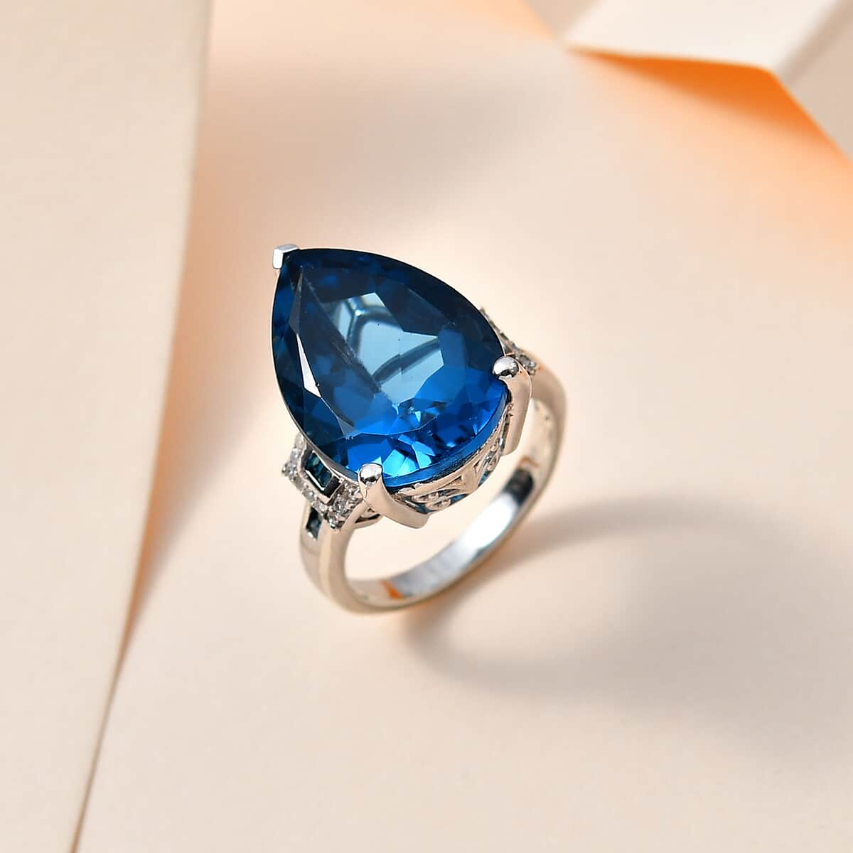 London Blue Topaz, Blue and White Diamond Ring in Platinum Over Sterling Silver (Size 6.0) 15.30 ctw image number 1