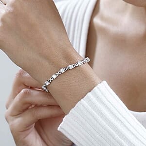 Moissanite 4.57 ctw Cluster Bracelet in Rhodium Over Sterling Silver (7 In) (9.95 g)