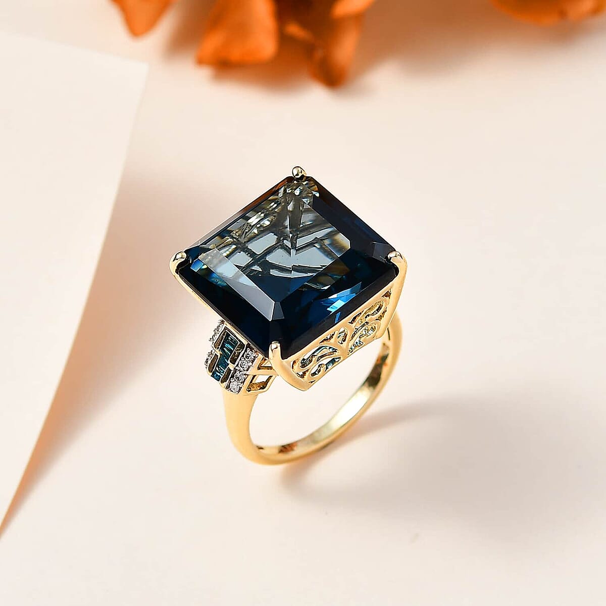 Luxoro 10K Yellow Gold Premium London Blue Topaz, Blue Diamond (IR), White Diamond (0.15 cts) (G-H, I2) Ring (Size 7.5) (5 g) 27.15 ctw image number 1