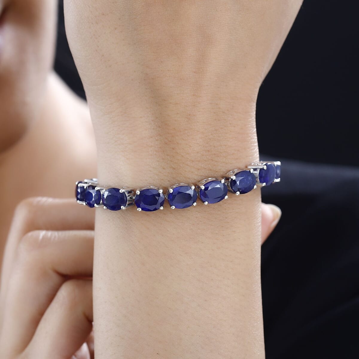 Masoala Sapphire (D) 53.50 ctw Tennis Bracelet in Platinum Over Sterling Silver (7.25 In) image number 2