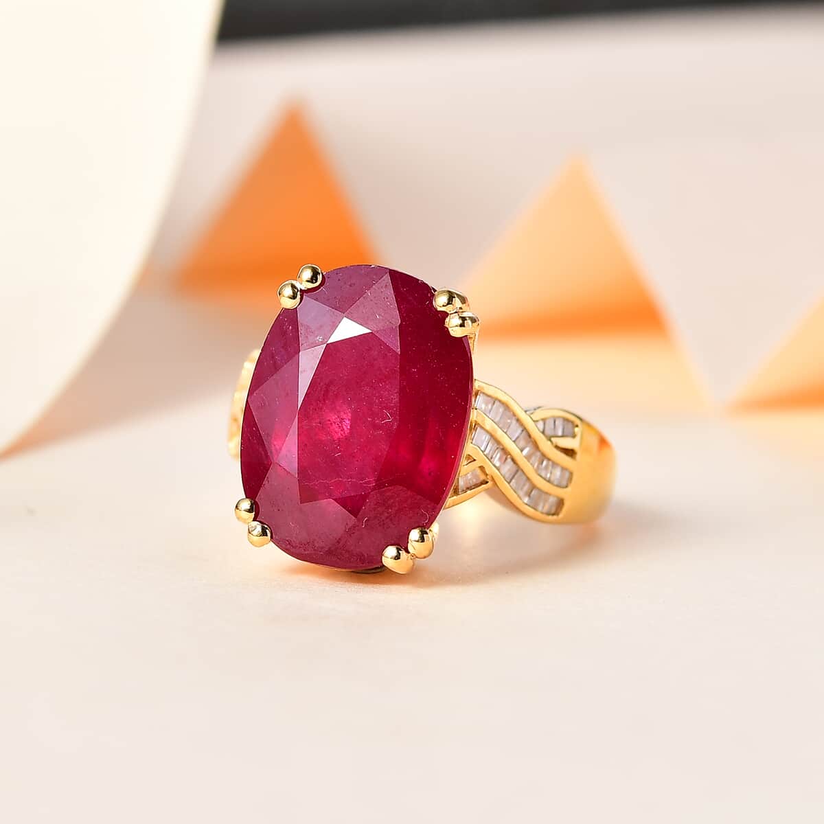 Niassa Ruby (FF) and Diamond Ring in Vermeil Yellow Gold Over Sterling Silver (Size 10.0) 15.00 ctw image number 1