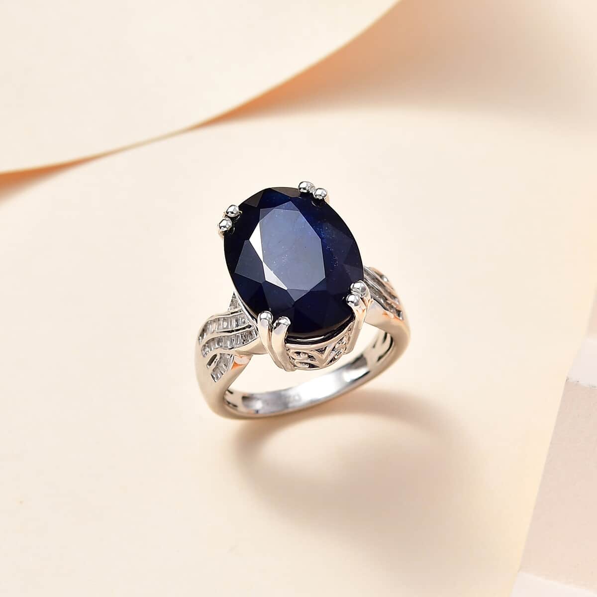 Masoala Sapphire (D) and Diamond Ring in Platinum Over Sterling Silver (Size 8.0) 14.25 ctw image number 1