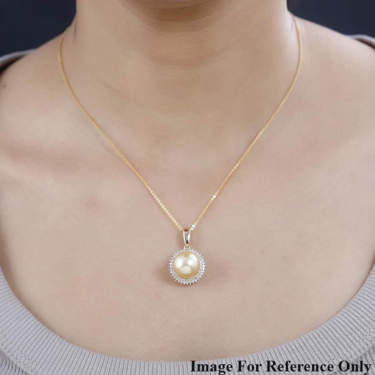 Luxoro 14K Yellow Gold South Sea Golden Pearl, I2 Natural Yellow and White Diamond Sunburst Pendant 0.25 ctw image number 2