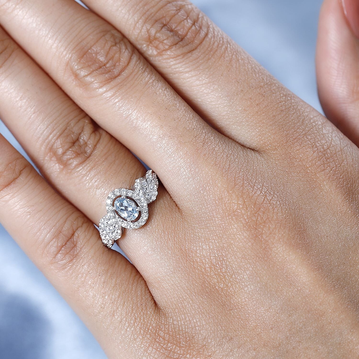 Premium Mangoro Aquamarine and White Zircon 0.90 ctw Halo Ring in Platinum Over Sterling Silver (Size 10.0)