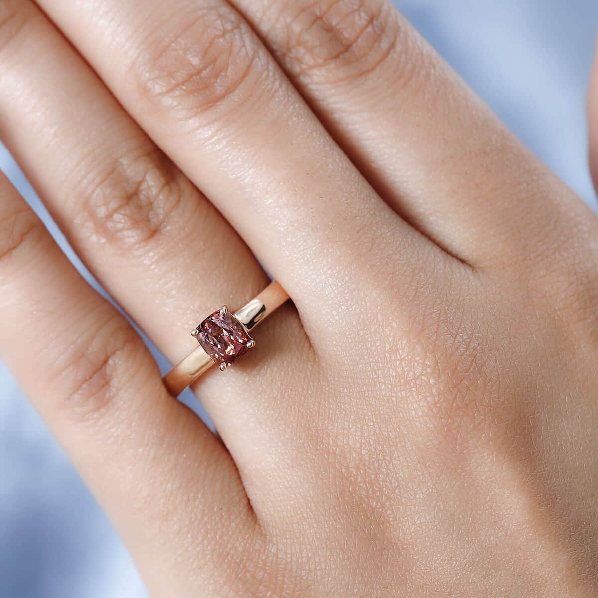 Luxoro 10K Rose Gold Premium Blush Tourmaline Solitaire Ring (Size 6.0) 1.50 ctw image number 2