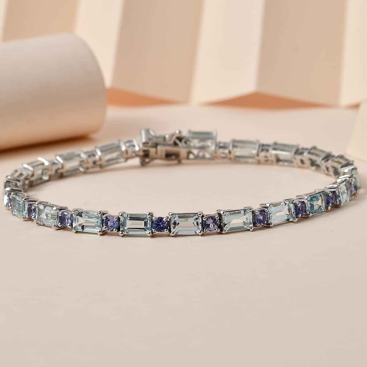 Premium Mangoro Aquamarine and Tanzanite Bracelet in Platinum Over Sterling Silver (7.25 In) 12.70 ctw image number 1