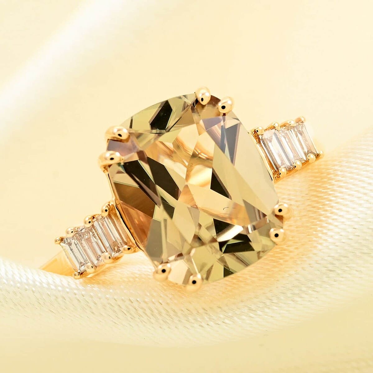Certified & Appraised Luxoro 14K Yellow Gold AAA Turkizite and G-H I2 Diamond Ring (Size 9.5) 3.50 ctw image number 1
