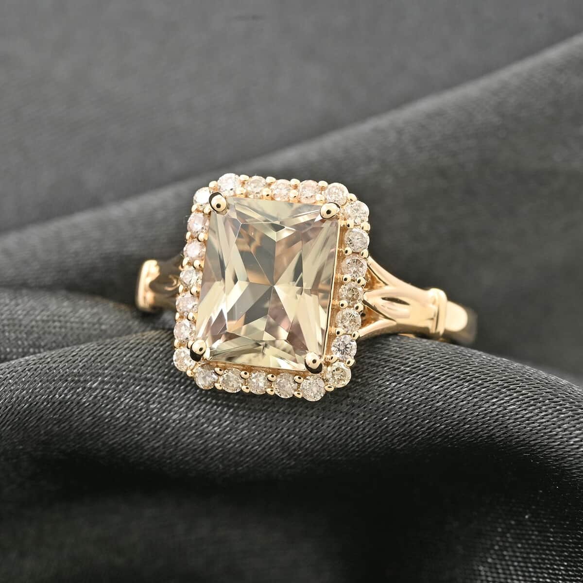 Certified & Appraised Luxoro 14K Yellow Gold AAA Radiant Cut Turkizite and G-H I2 Diamond Ring (Size 6.0) 2.85 ctw image number 1