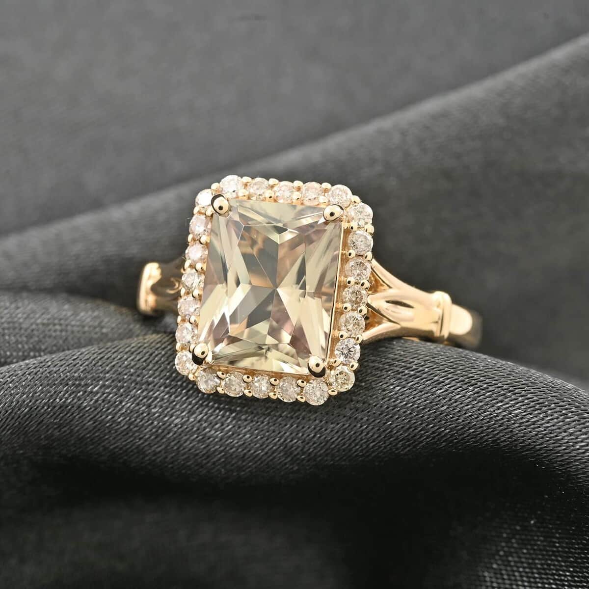 Certified & Appraised Luxoro 14K Yellow Gold AAA Radiant Cut Turkizite and G-H I2 Diamond Ring (Size 6.5) 2.85 ctw image number 1