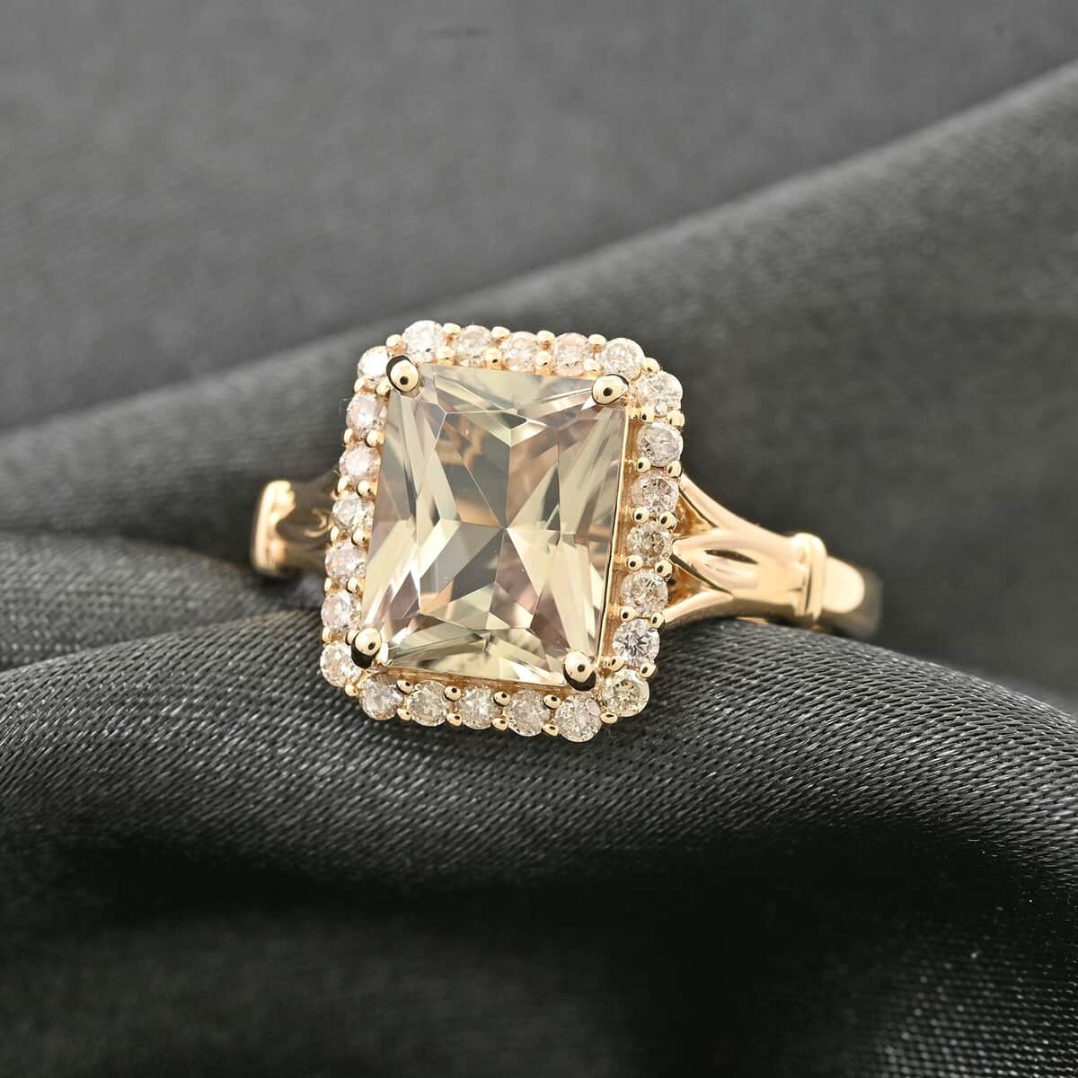 Certified & Appraised Luxoro 14K Yellow Gold AAA Radiant Cut Turkizite and G-H I2 Diamond Ring (Size 7.0) 2.85 ctw image number 1