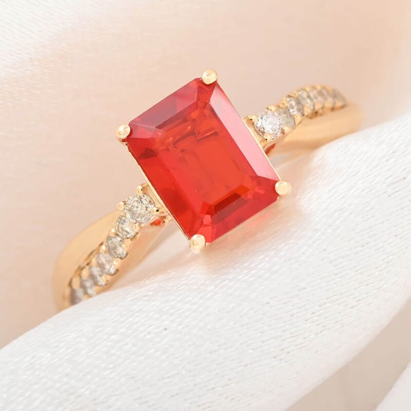 Certified & Appraised Luxoro 14K Yellow Gold AAA Mexican Cherry Fire Opal and I2 Diamond Ring (Size 10.0) 1.40 ctw