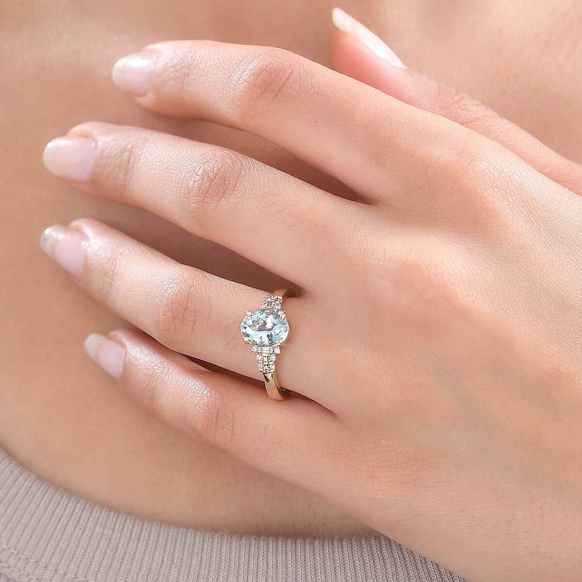 Luxoro 10K Yellow Gold Premium Santa Maria Aquamarine and G-H I2 Diamond Ring (Size 6.0) 1.70 ctw image number 2