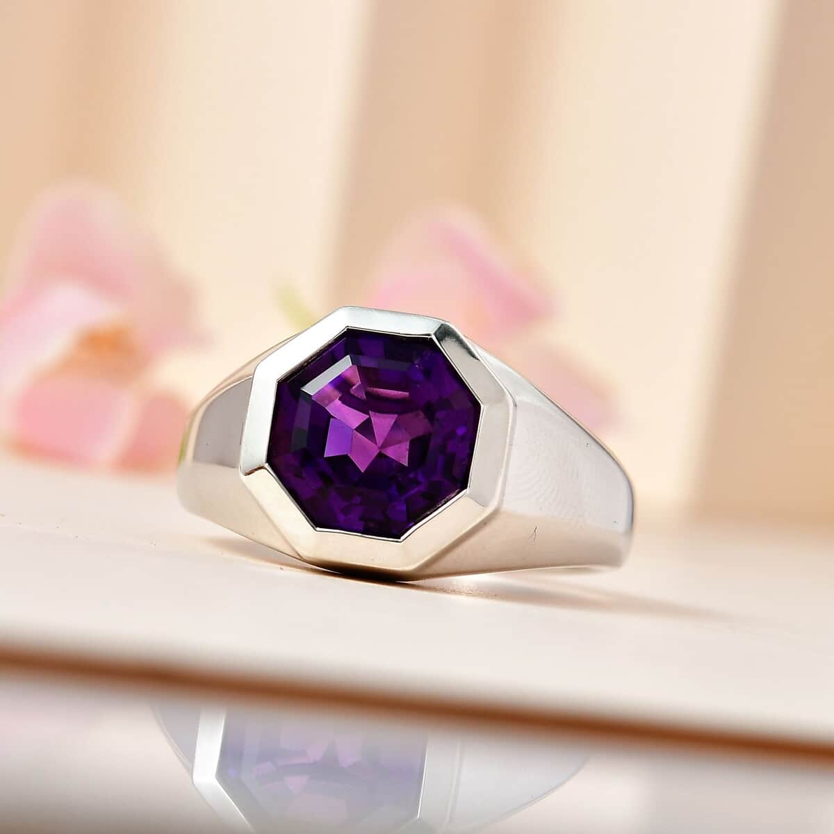 African Amethyst Solitaire Men's Ring in Platinum Over Sterling Silver (Size 14.0) 6.90 ctw image number 1
