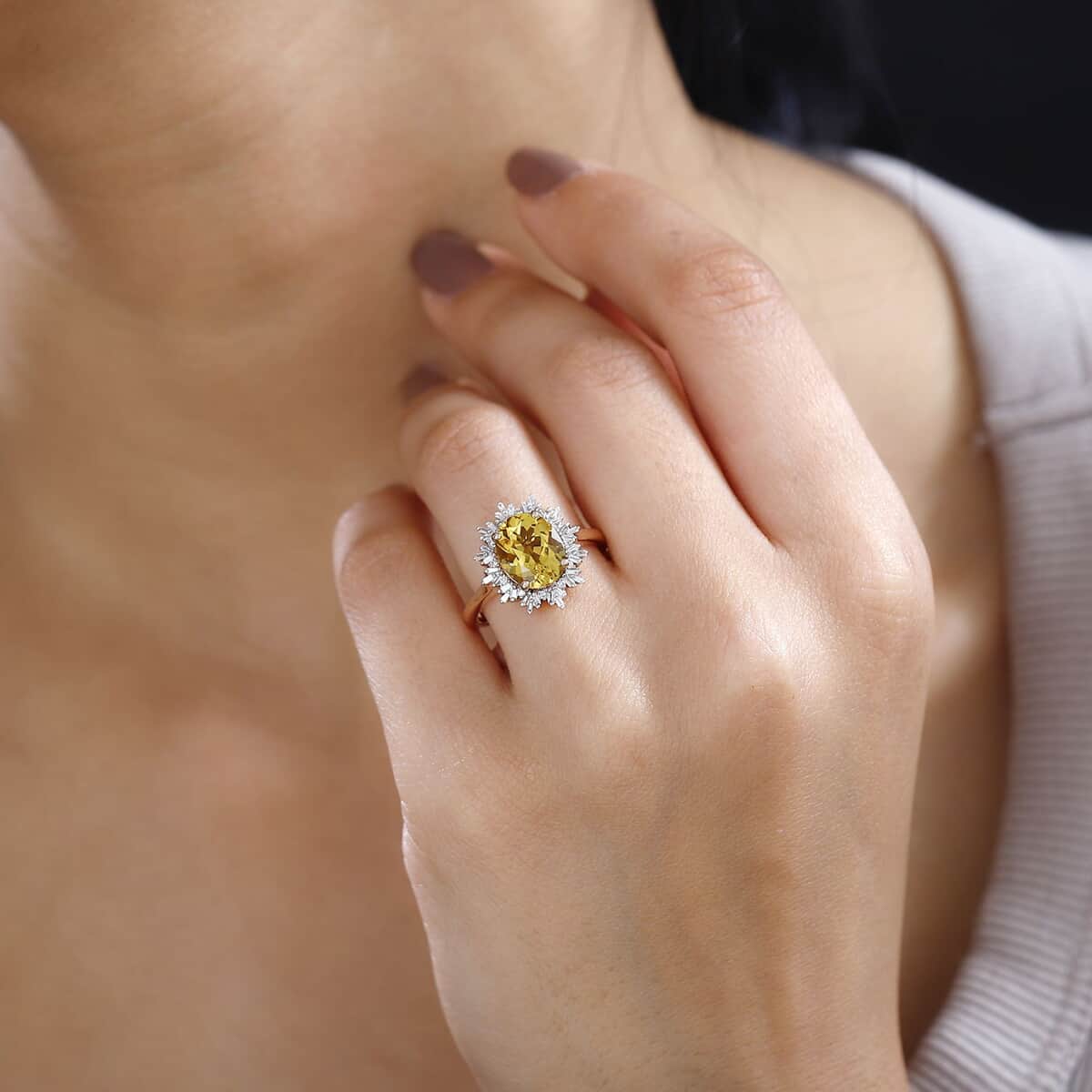Luxoro 10K Rose Gold Premium Brazilian Heliodor and G-H I2 Diamond Sunburst Ring (Size 10.0) 2.50 ctw image number 2
