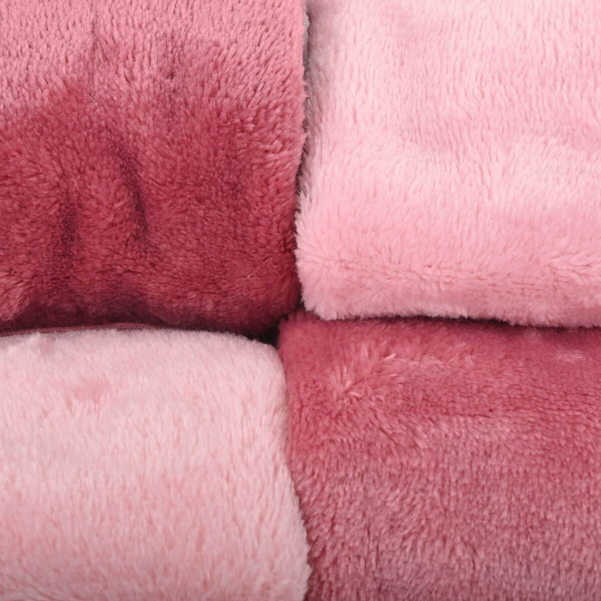 Pink Reusable Facial Towels image number 4