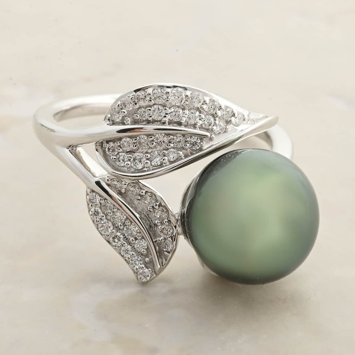 Certified & Appraised Iliana 18K White Gold AAA Tahitian Pearl 11mm and SI Diamond Ring (Size 10.0) 4.13 Grams 0.27 ctw image number 1