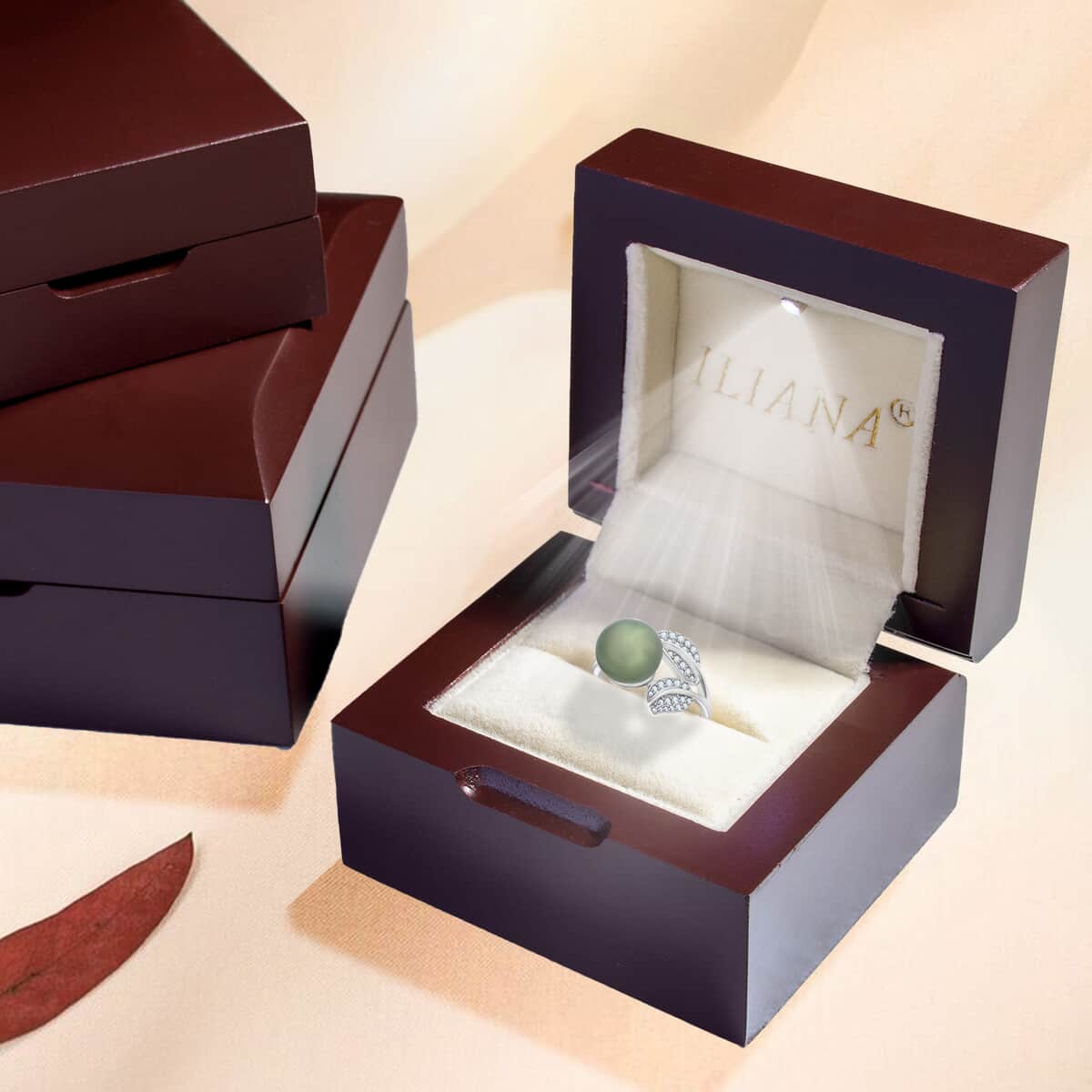 Certified & Appraised Iliana AAA Tahitian Pearl 11mm and SI Diamond 0.27 ctw Ring in 18K White Gold (Size 6.0) 4.13 Grams image number 5