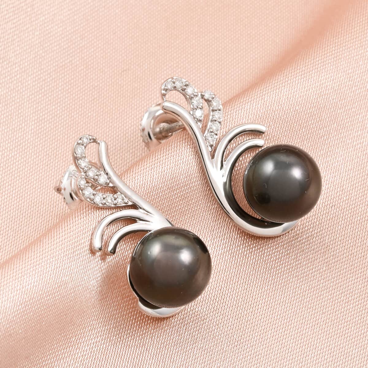 Certified & Appraised Iliana 18K White Gold AAA Tahitian Pearl 8-8.50mm and SI Diamond Earrings 0.15 ctw image number 1