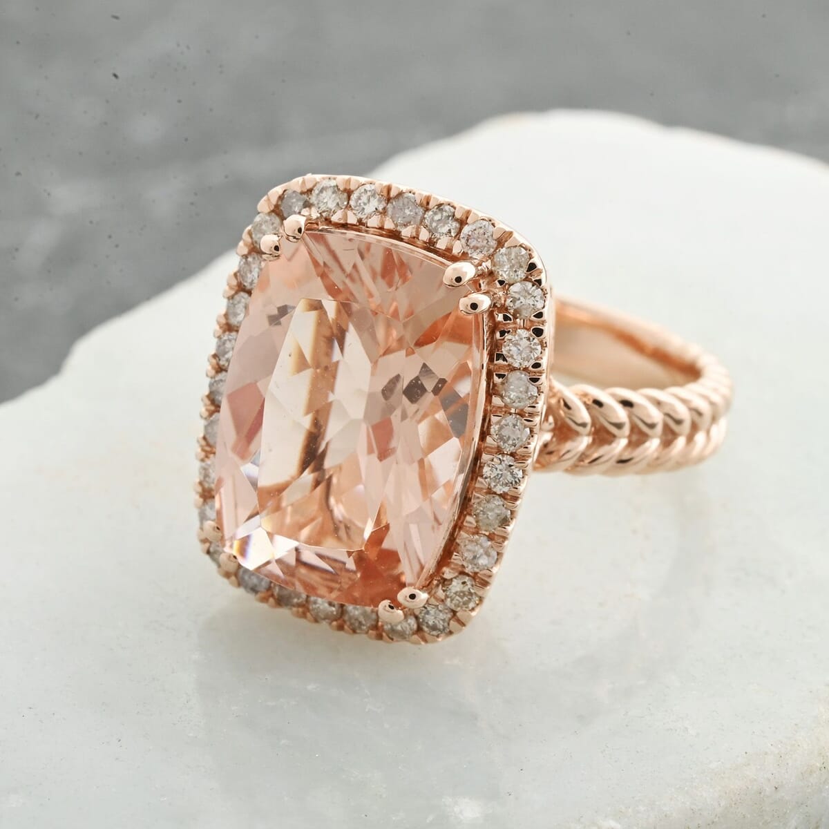 Certified & Appraised Luxoro 14K Rose Gold AAA Marropino Morganite and G-H I2 Diamond Ring (Size 8.5) 5.55 Grams 6.10 ctw image number 1