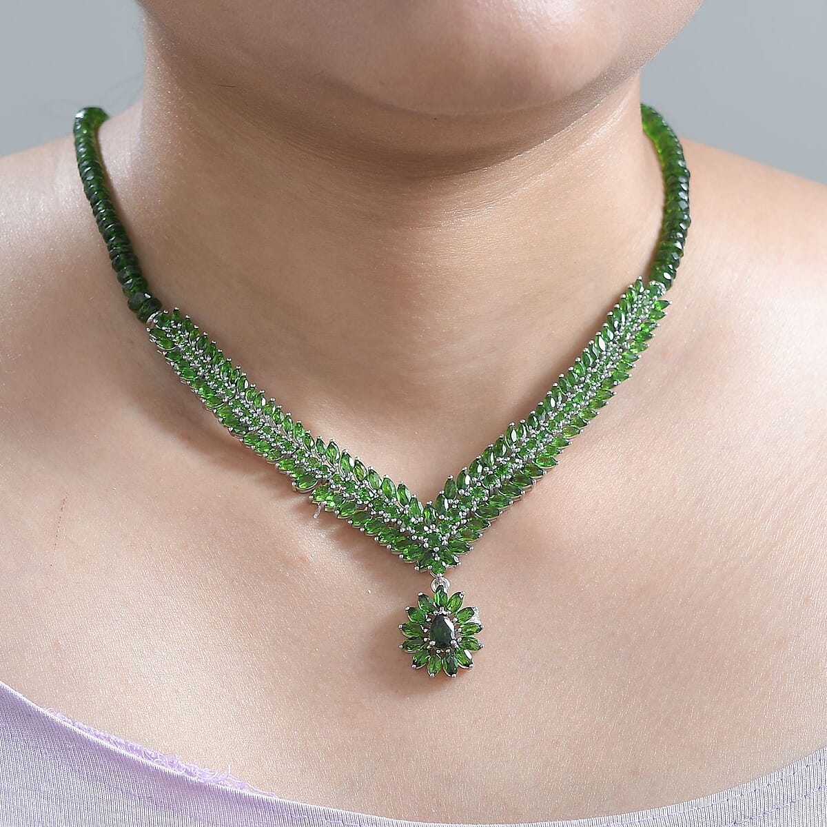 Chrome Diopside 84.15 ctw Cluster Necklace in Platinum Over Sterling Silver 18-20 Inches image number 2
