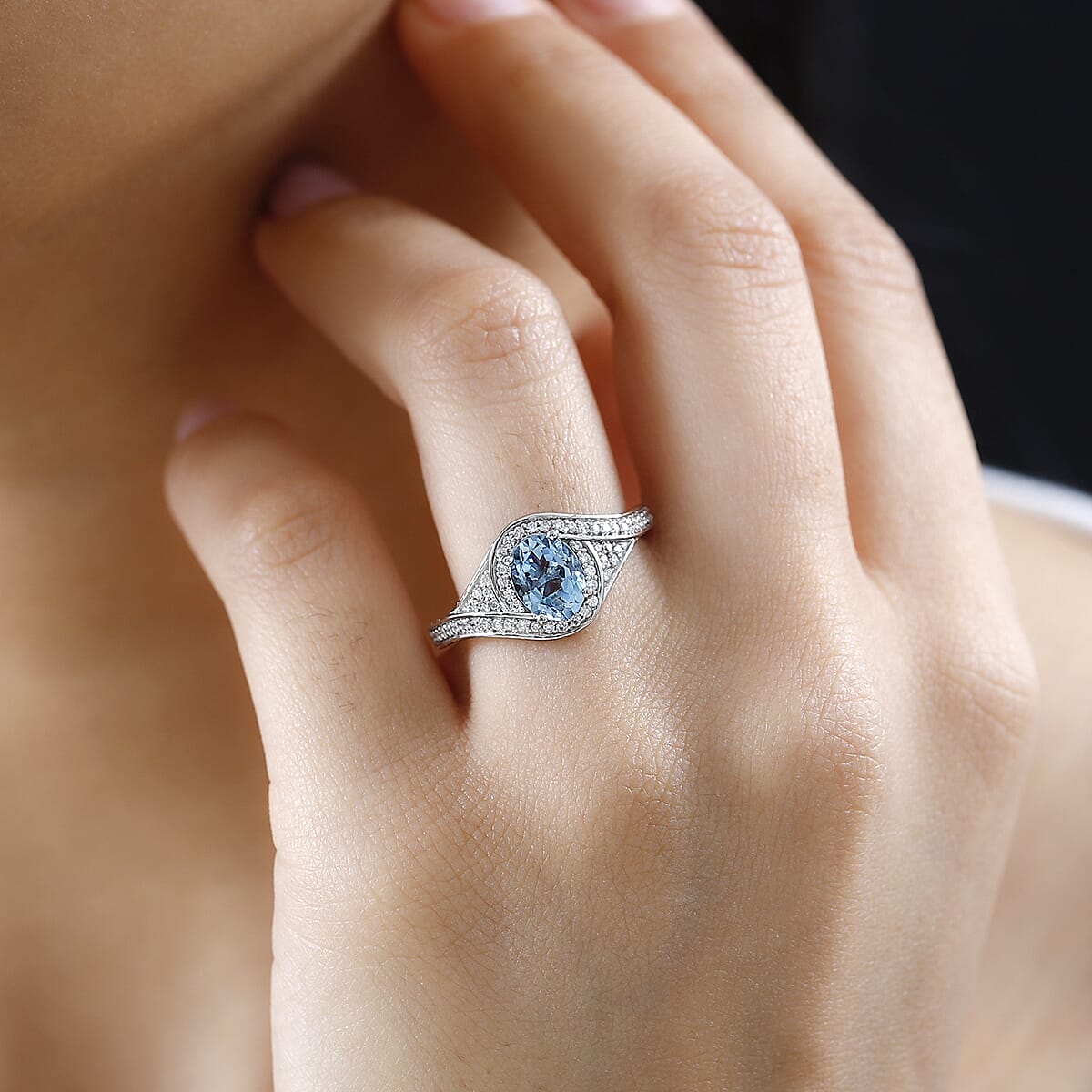 Rhapsody 950 Platinum AAAA Santa Maria Aquamarine and E-F VS Diamond Ring (Size 5.5) 6.40 Grams 1.35 ctw image number 2