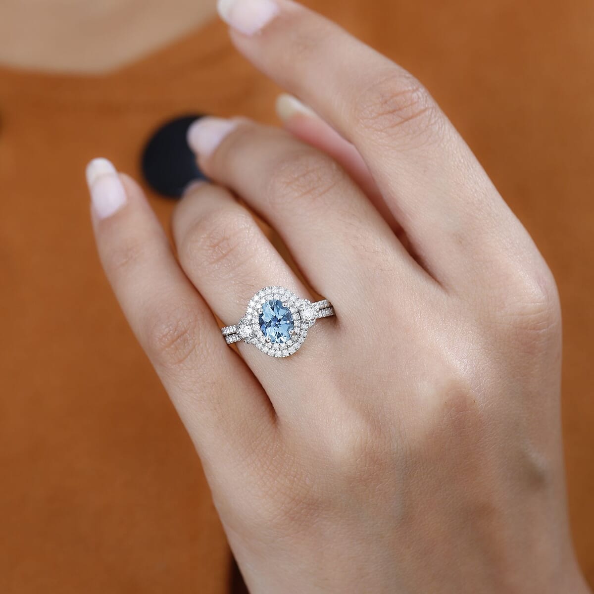 Rhapsody 950 Platinum AAAA Santa Maria Aquamarine and E-F VS2 Diamond Ring (Size 9.0) 8.15 Grams 1.50 ctw image number 2