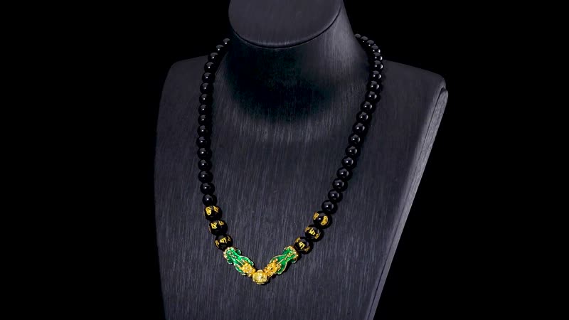 Feng Shui Black Obsidian Beaded Pixiu Necklace (18-20 Inches) in Goldtone 190.00 ctw