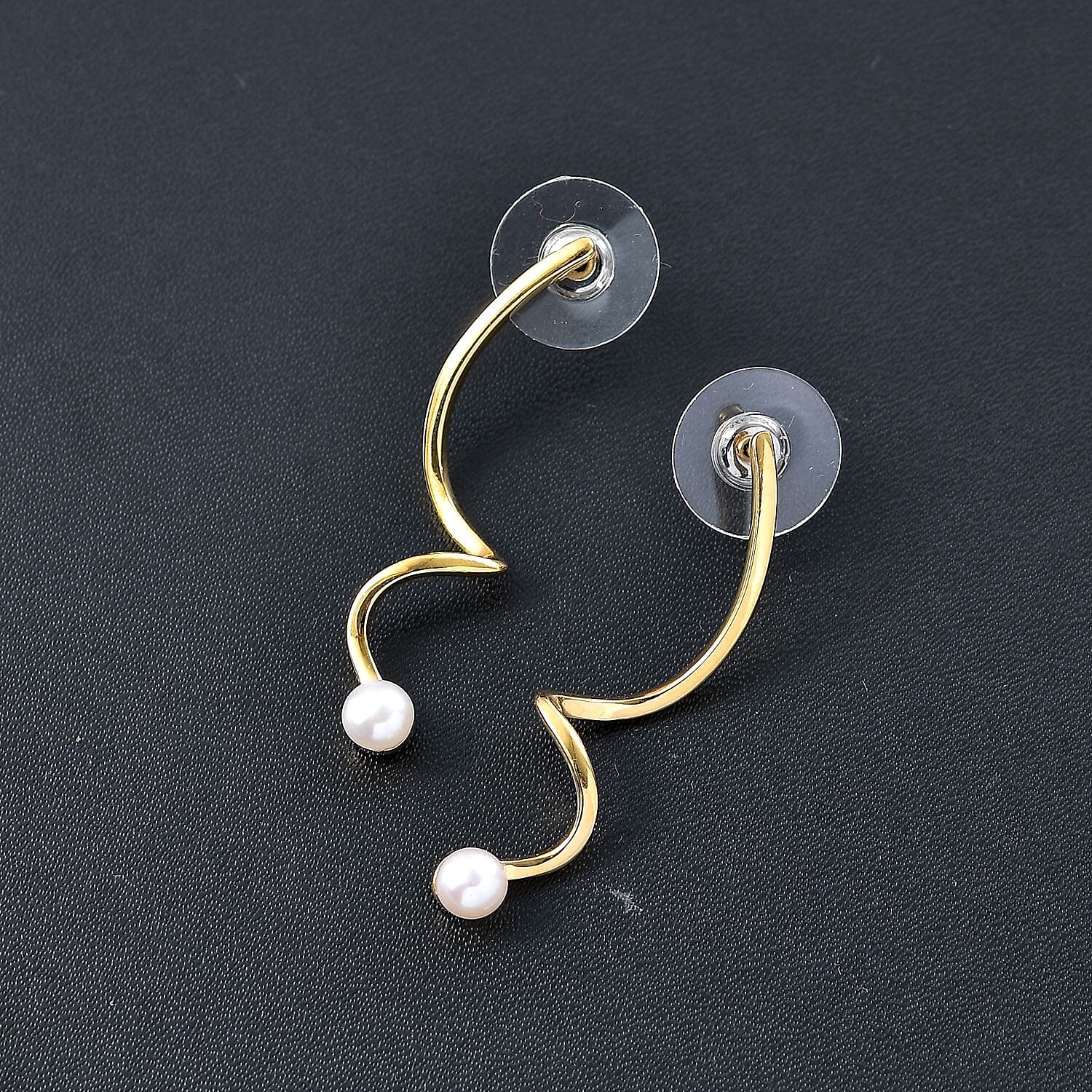 Freshwater Pearl Earrings in Vermeil Yellow Gold Over Sterling Silver