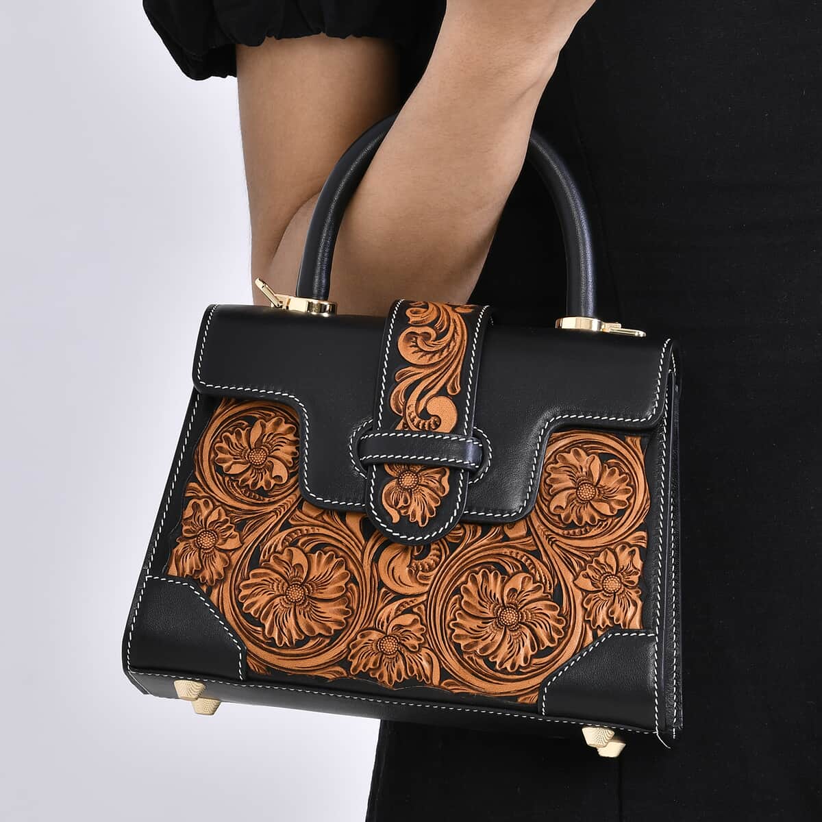 Grand Pelle Black with Solid Color Hand Engraving Flower Pattern Genuine Leather Crossbody Bag (9"x6.5"x3.7") with Handle Drop and Shoulder Strap image number 2