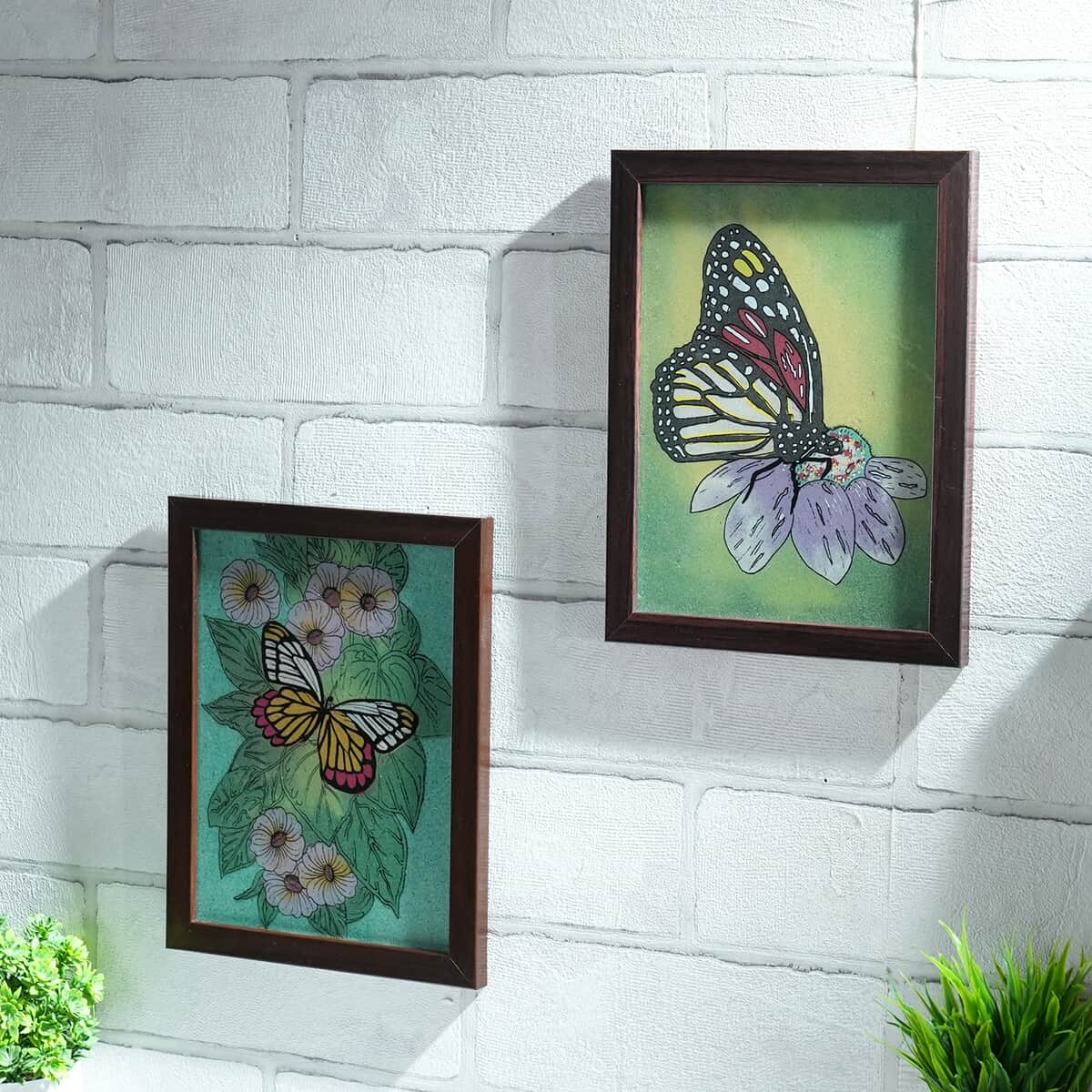 Set of 2 Handcrafted Gemstone Butterfly Painting image number 1