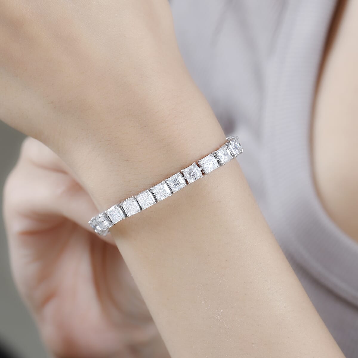 Asscher Cut Moissanite Tennis Bracelet in Platinum Over Sterling Silver (8.00 In) 22.00 ctw image number 2