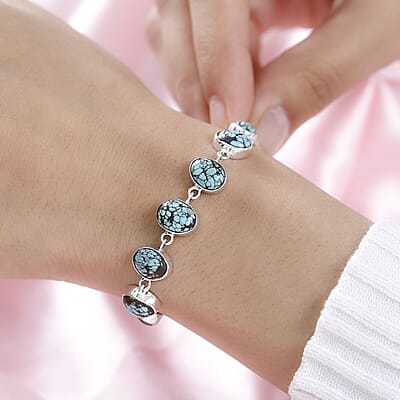 Artisan Crafted Blue Moon Turquoise Bracelet in Sterling Silver (6.50-8.0In) 10.65 ctw
