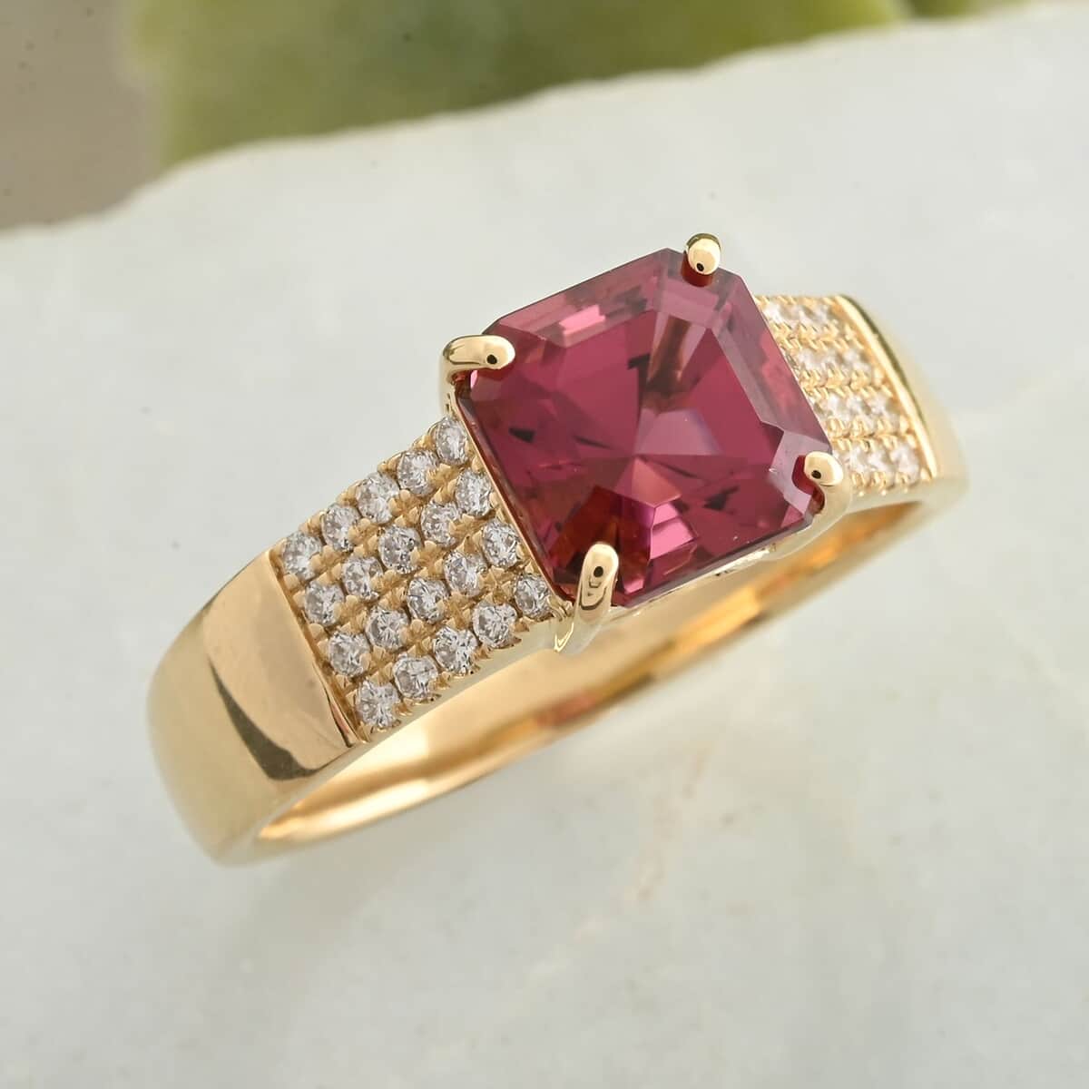 One Of A Kind Certified & Appraised Iliana 18K Yellow Gold AAA Ouro Fino Rubellite and G-H SI Diamond Ring (Size 7.0) 5.40 Grams 2.10 ctw image number 1