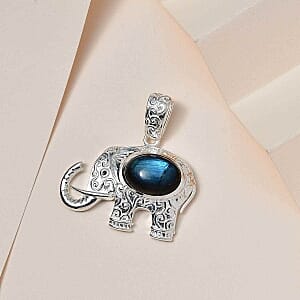 Malagasy Labradorite and Thai Black Spinel 7.62 ctw Pendant in Sterling Silver