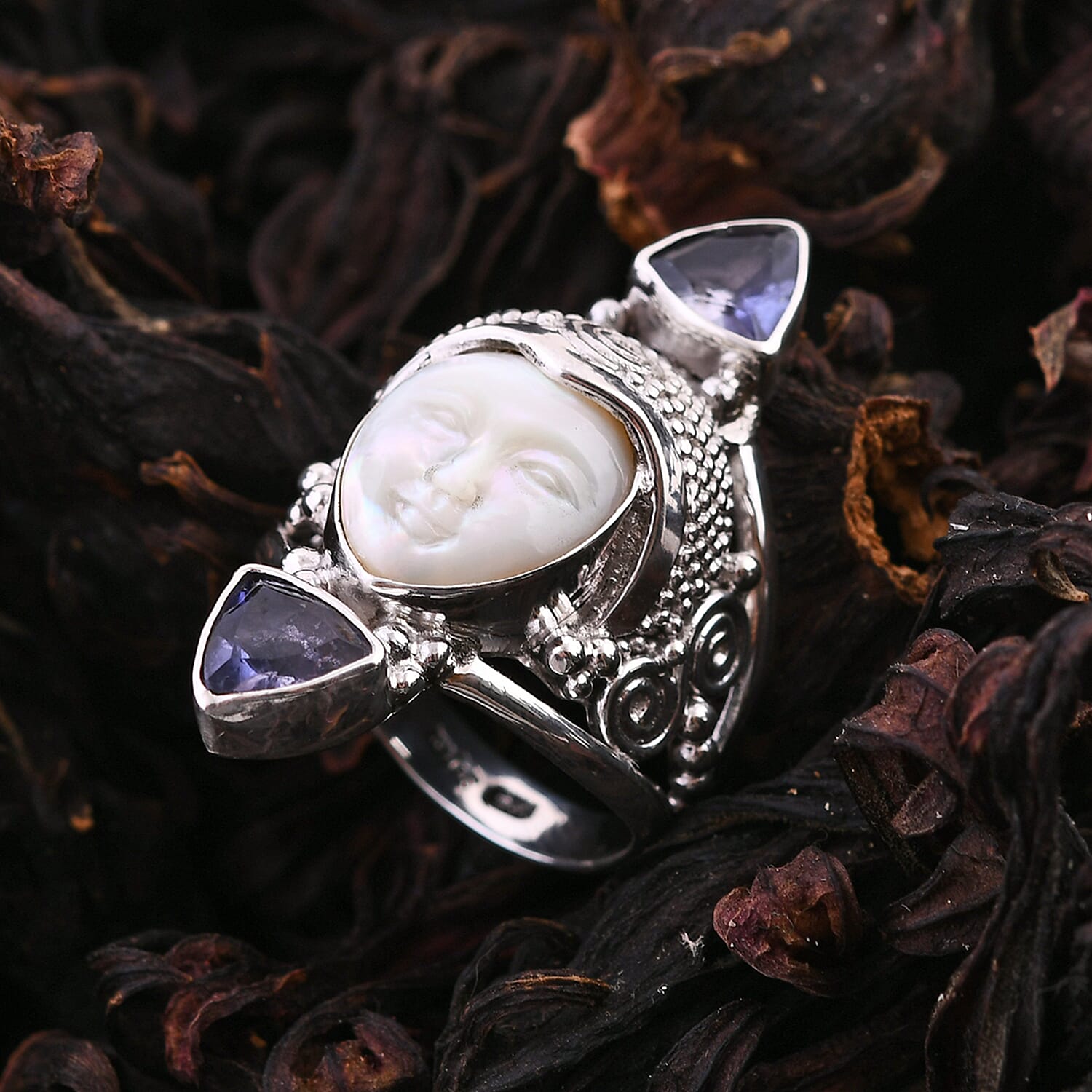 Sajen Silver Mother Of Pearl and Catalina Iolite Ring in Sterling Silver (Size 10.0) 0.80 ctw