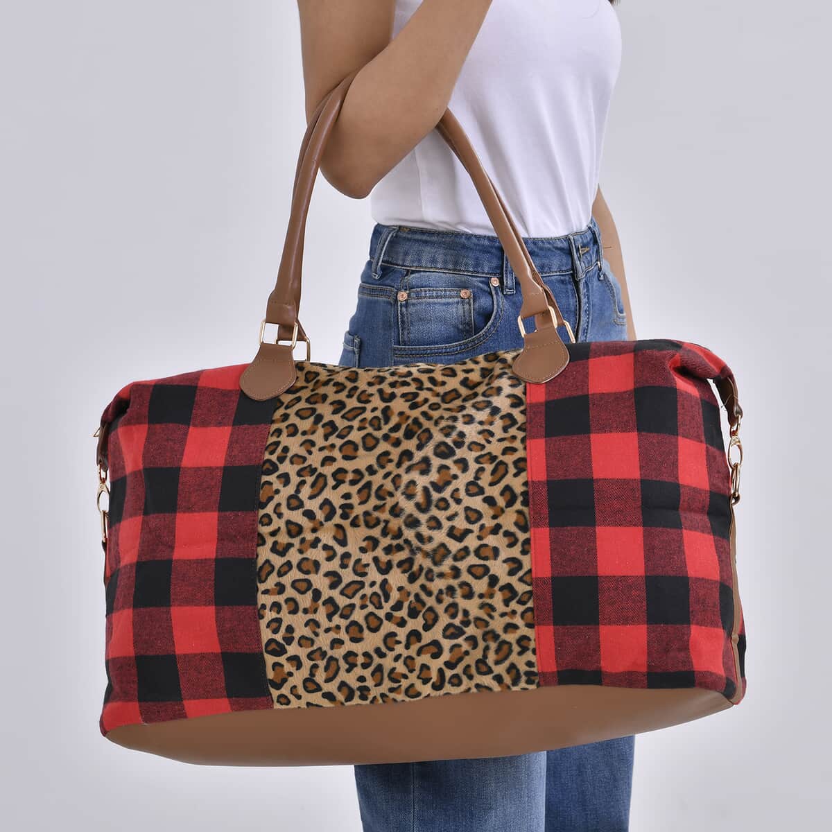 TLV Red Checked with Lepord Print Travel Bag (19.7"x6.3"x13.4") with Faux Leather Strap 47" image number 2