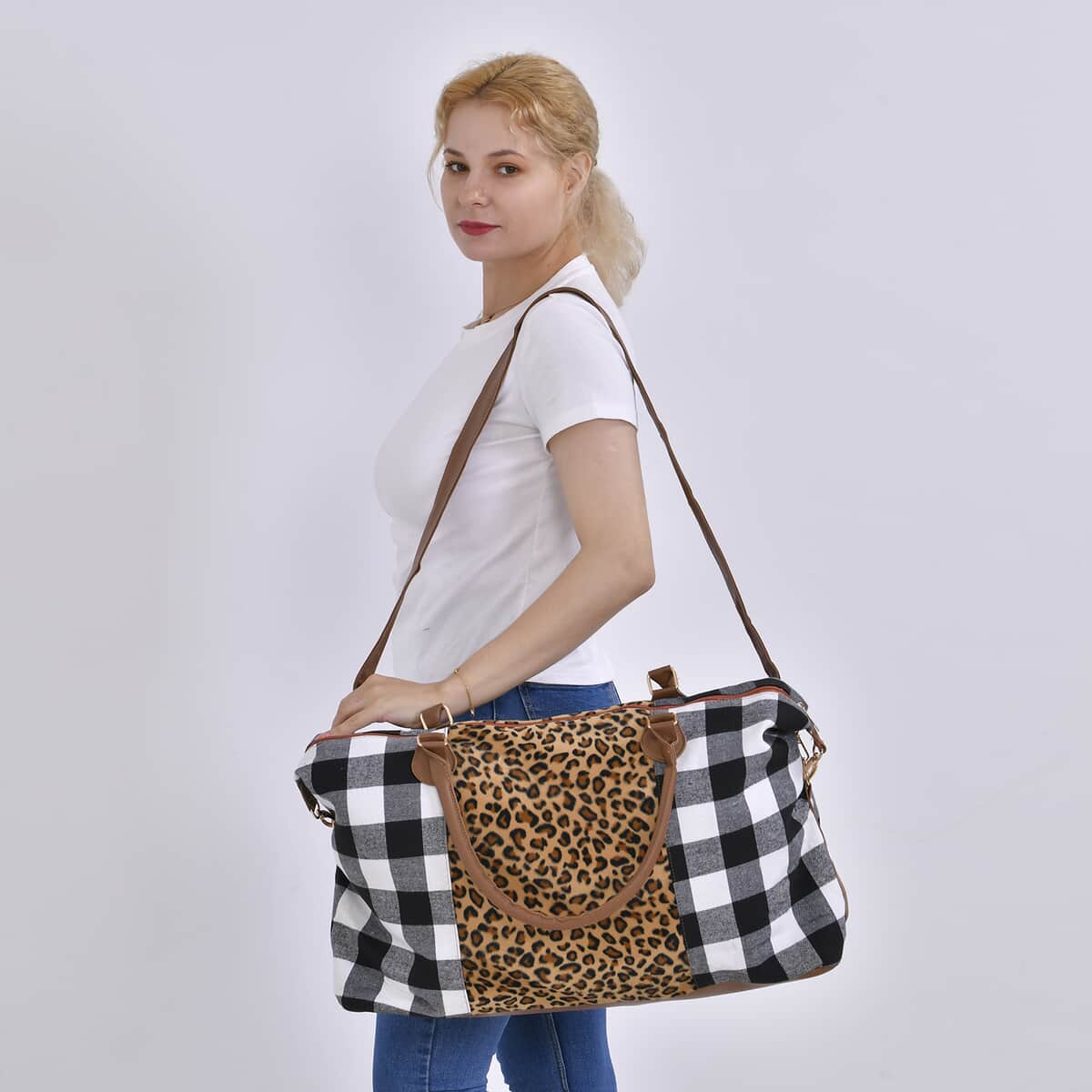 White Checked with Leopard Print Travel Bag with Faux Leather Strap 47 image number 1