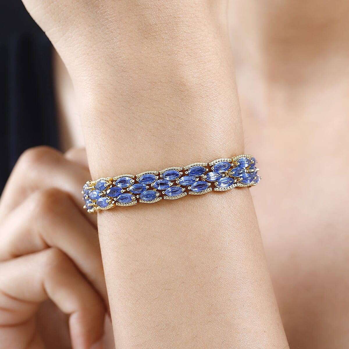 Kashmir Kyanite Bracelet in Vermeil Yellow Gold Over Sterling Silver (8.00 In) 26.40 ctw image number 2